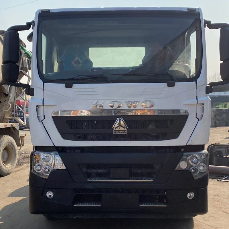 new/used sinotruk truck 6x4/8x4 tractor truck heavy duty truck for sale